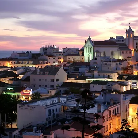 Casa Da Praia Dos Pescadores, Albufeira-algarve * البوفيرا